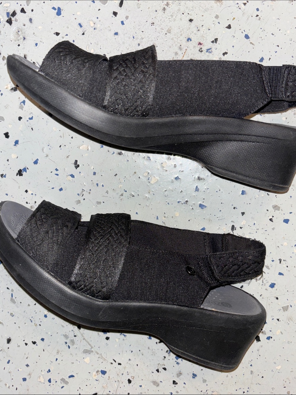 Bzees Black and Leopard Print Casual Sandals - Picture 6 of 7